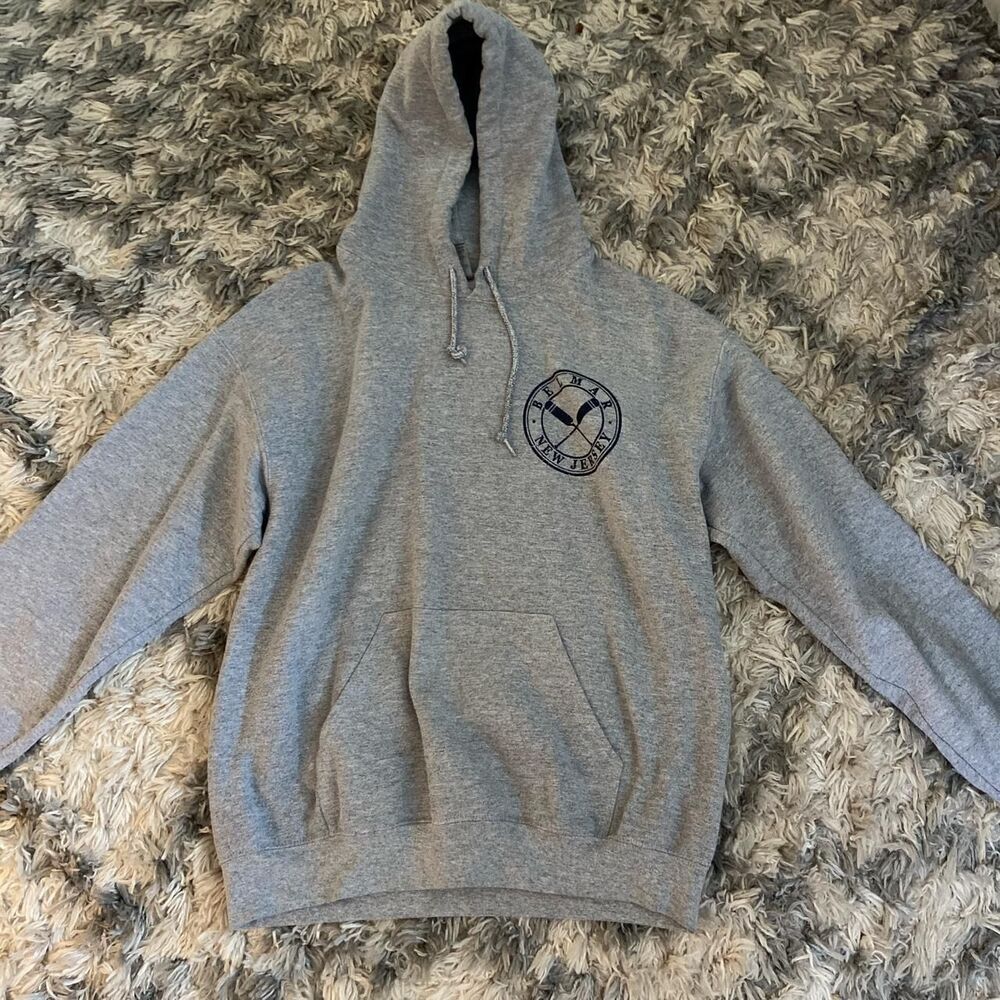 Gildan Women's Grey and Navy Hoodie